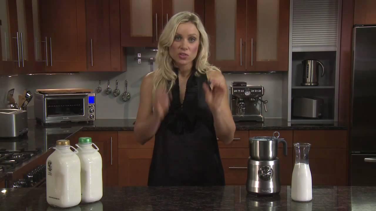 Watch Breville -- Tips & Tricks: The Milk Caf BMF600XL