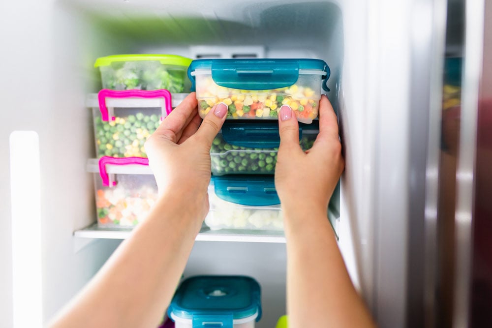 storing food in freezer