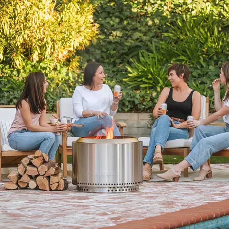 Lifestyle Image of Yukon 2.0 Fire Pit 6