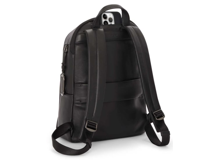 tumi backpack men's Harrison Warren Black Bombe It features a durable construction made of 90% ballistic nylon Alpha Bravo Expedition Flap Backpack