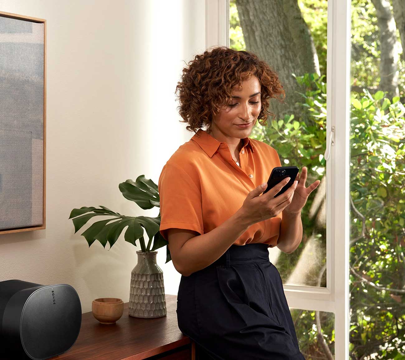 Lifestyle Image of Era 300 Speaker 1