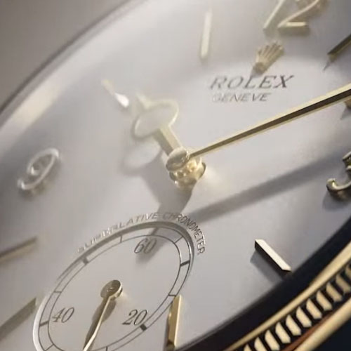 Pre-owned Watch