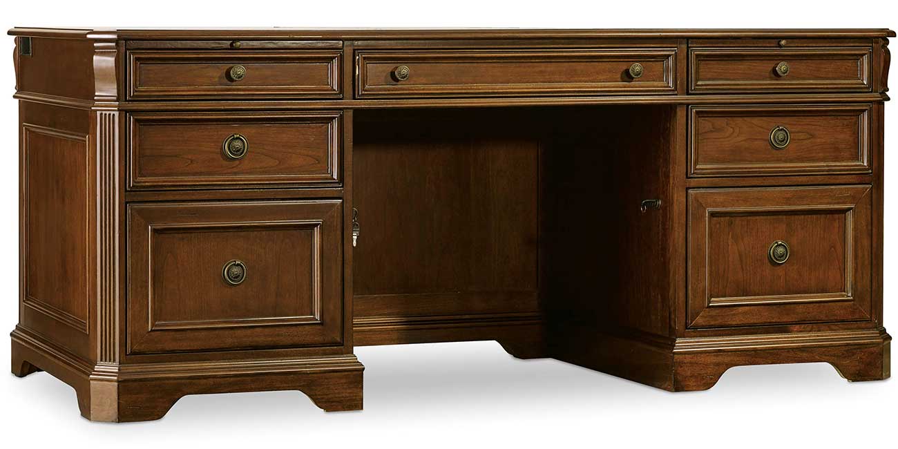 Hooker Furniture Brookhaven Executive Desk in Distressed Medium Clear Cherry
