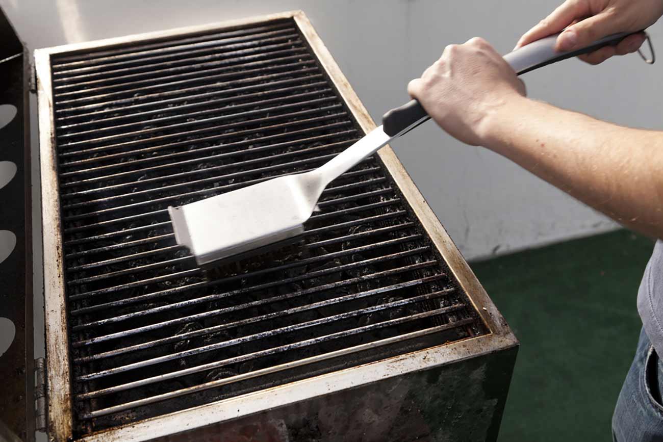 Grill Cleanup, Maintenance and Safety Graphic