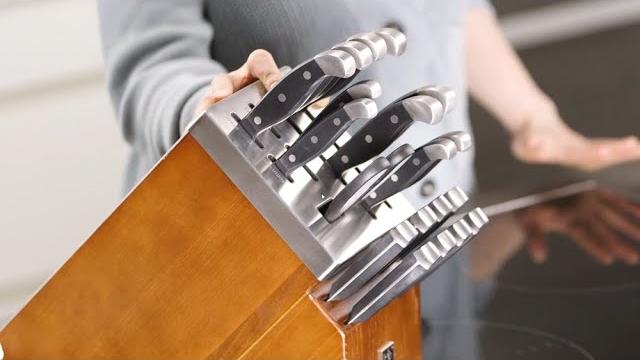 Watch HENCKELS Self Sharpening Knife Block