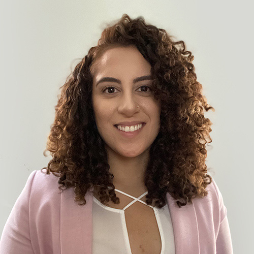 Headshot Image of Abt Specialist Angela