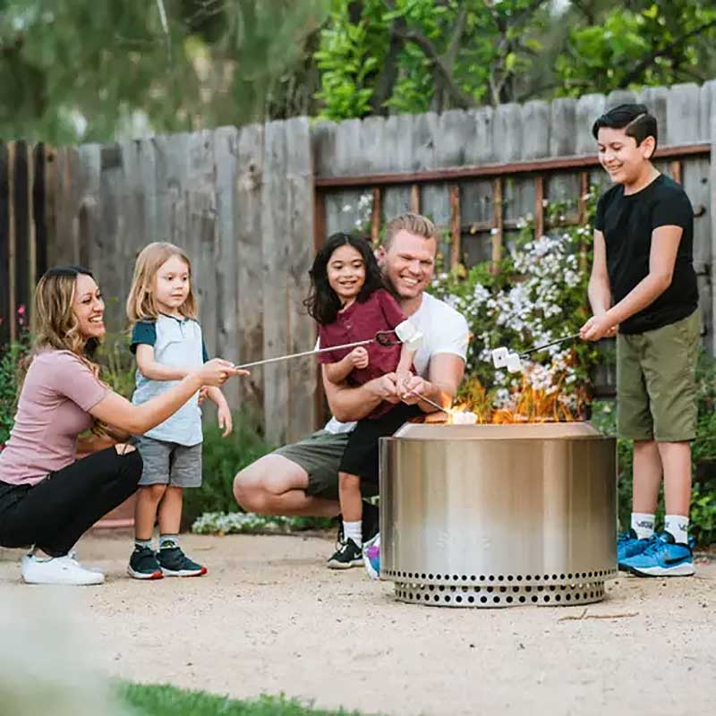 Lifestyle Image of Yukon 2.0 Fire Pit 4