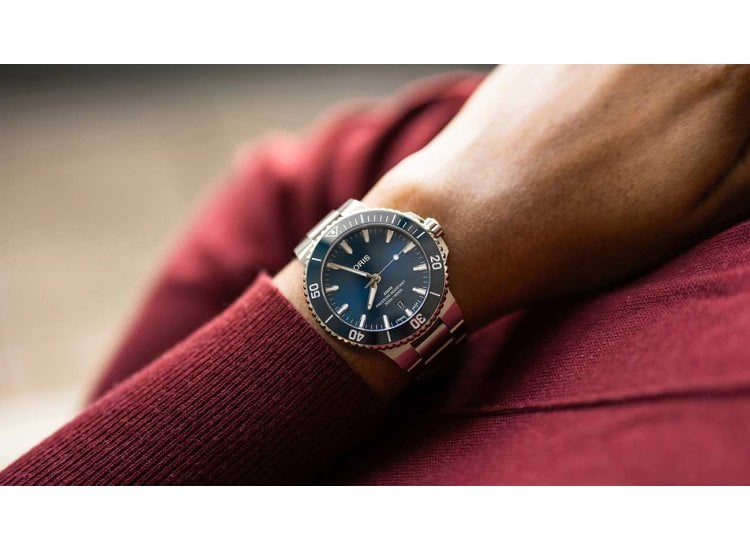 Oris Aquis Date Watch 01 733 7787 4135-07 22 04PEB