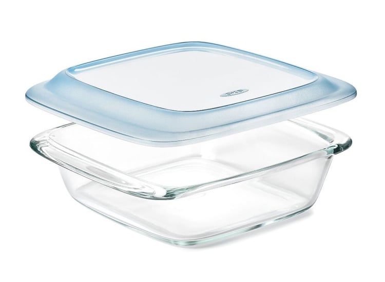 OXO Good Grips 2 Qt. Glass Square Baking Dish with Lid - 11176200