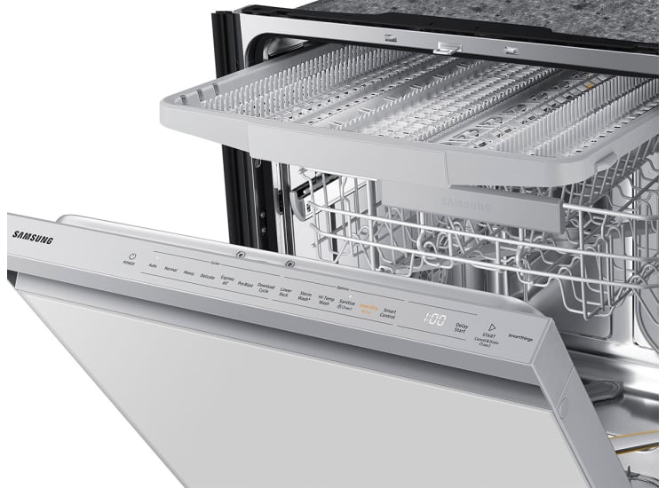 Samsung 24" White Glass BESPOKE Smart Dishwasher With StormWash+ 42dBA With Smart Dry - DW80BB707012AA