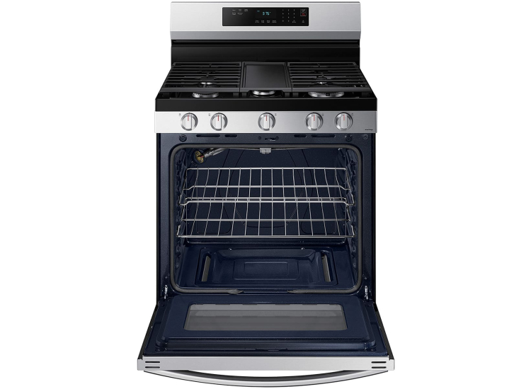 Samsung 6 Cu. Ft. Stainless Steel Smart Freestanding Gas Range With 18K BTU Dual Ring Power Burner And Self Clean - NX60A6311SS/AA