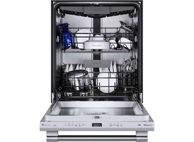 Thermador DWHD640EFP Emerald Smart Dishwasher Abt