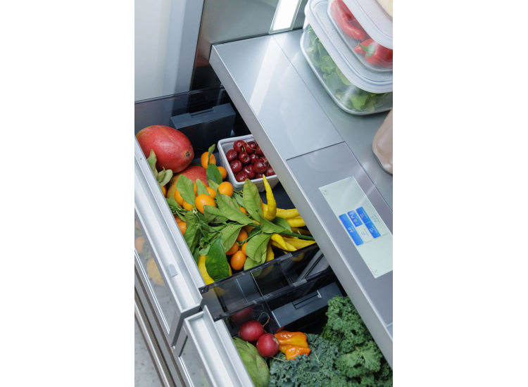 Thermador Freedom Collection 18.9 Cu. Ft. Built-In French Door Refrigerator with Professional Handles 36-Inch in Stainless Steel - T36BT120NS