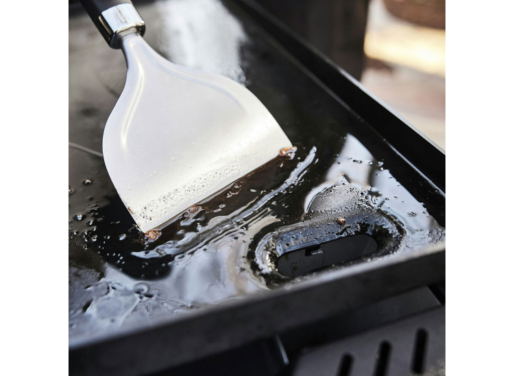 Weber Rust-Resistant 4 Burner Liquid Propane Griddle 36-Inch Wide in Black - 1501006