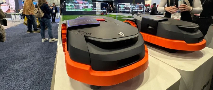 close-up of the segway navimow x3 robot mower