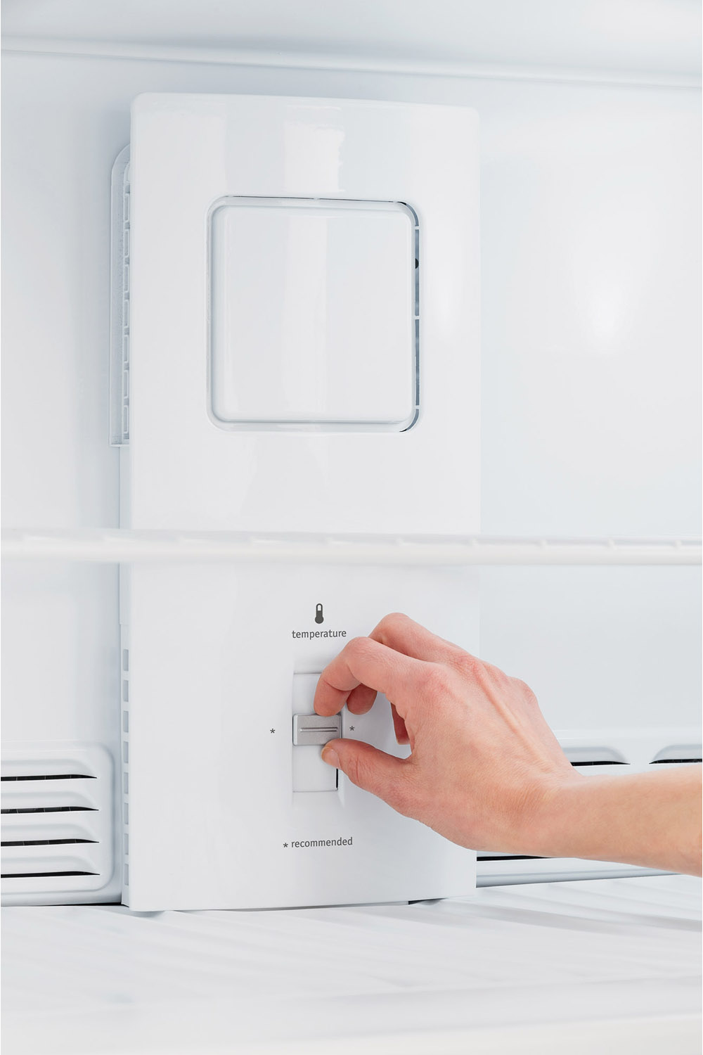 Frigidaire 18 Cu. Ft. Top Freezer Refrigerator FFTR1814TB