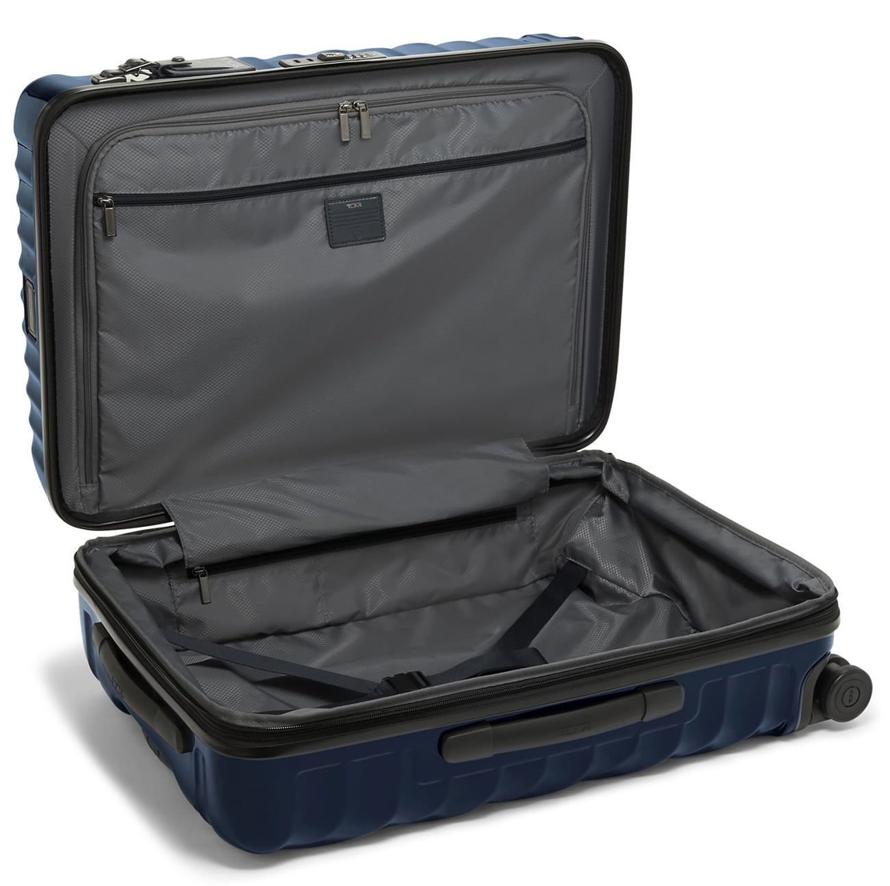 TUMI 19 Degree Navy Short Trip Expandable Case 139685-1596