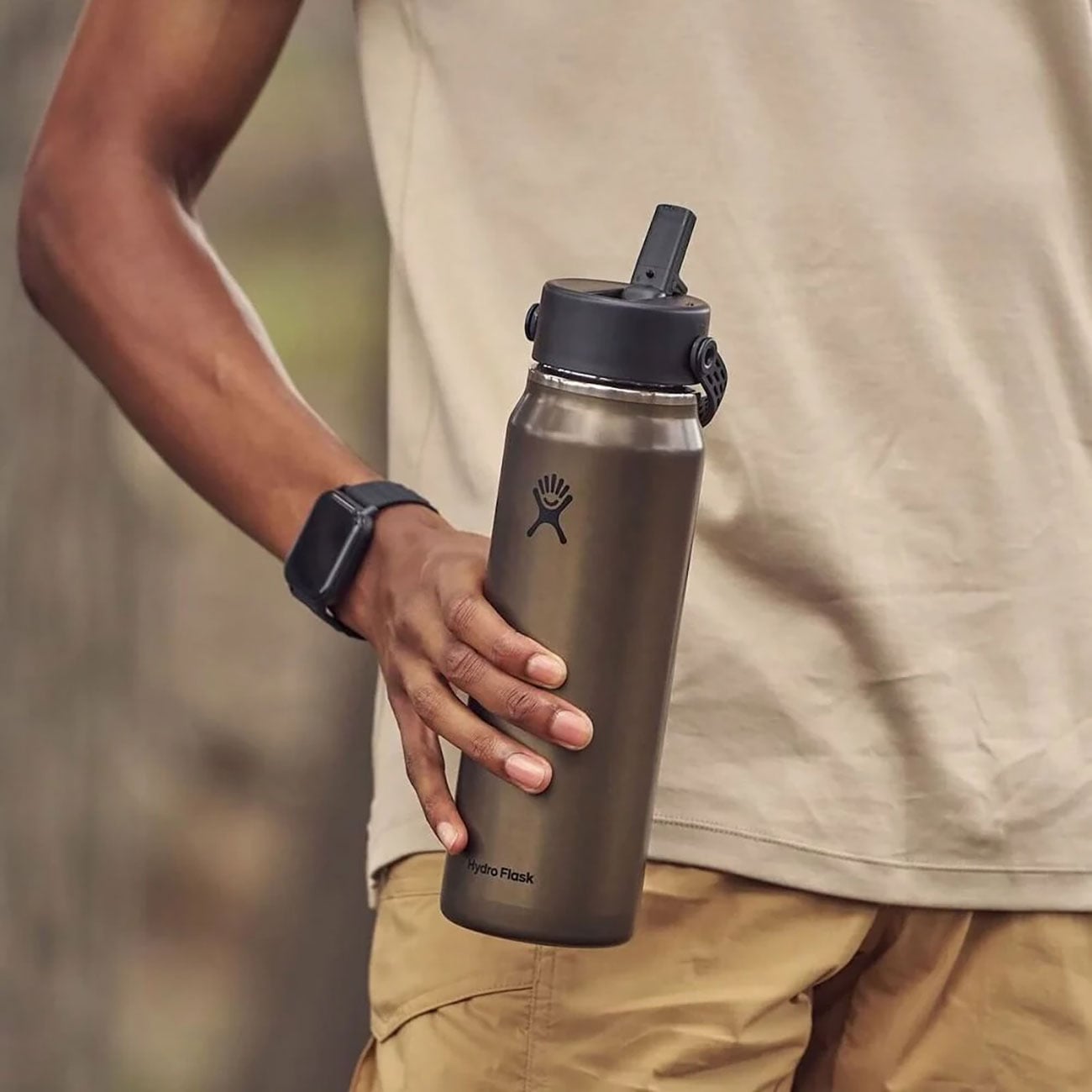 Hydro Flask LW32LWFS392 Water Bottle in Sapphire Blue | Abt