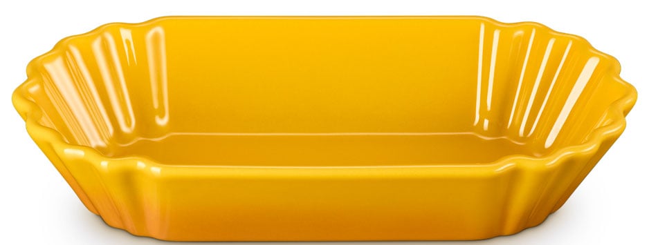 Le Creuset Bistro Boat 14 Oz. in Nectar
