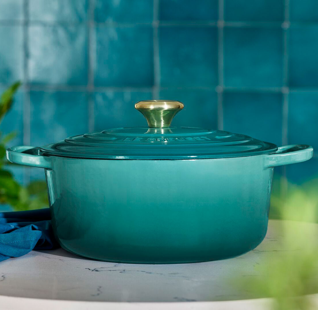 Le Creuset 7.25 Qt. Bleu Riviera Dutch Oven - 21177028099071 | Abt