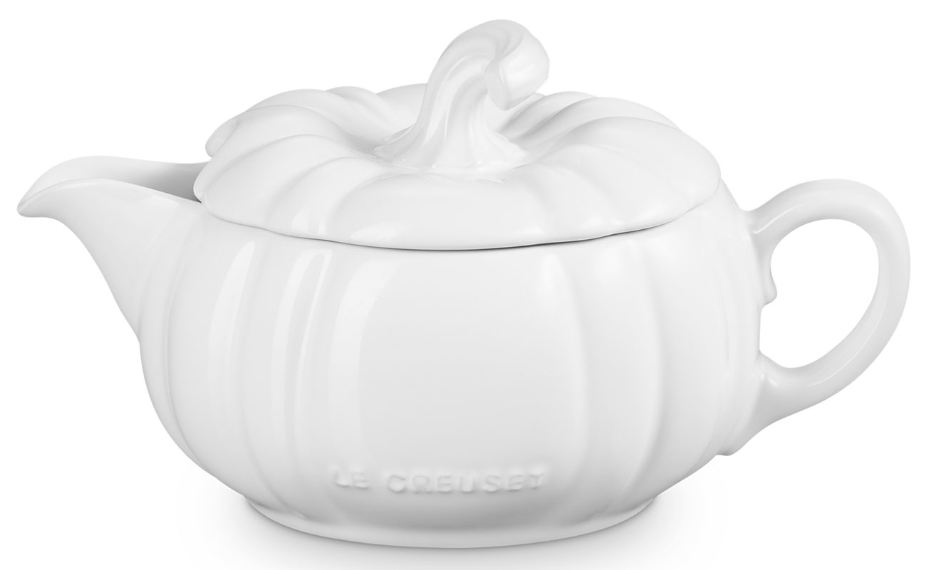 Le Creuset Pumpkin 14 Oz. Gravy Boat with Lid in White
