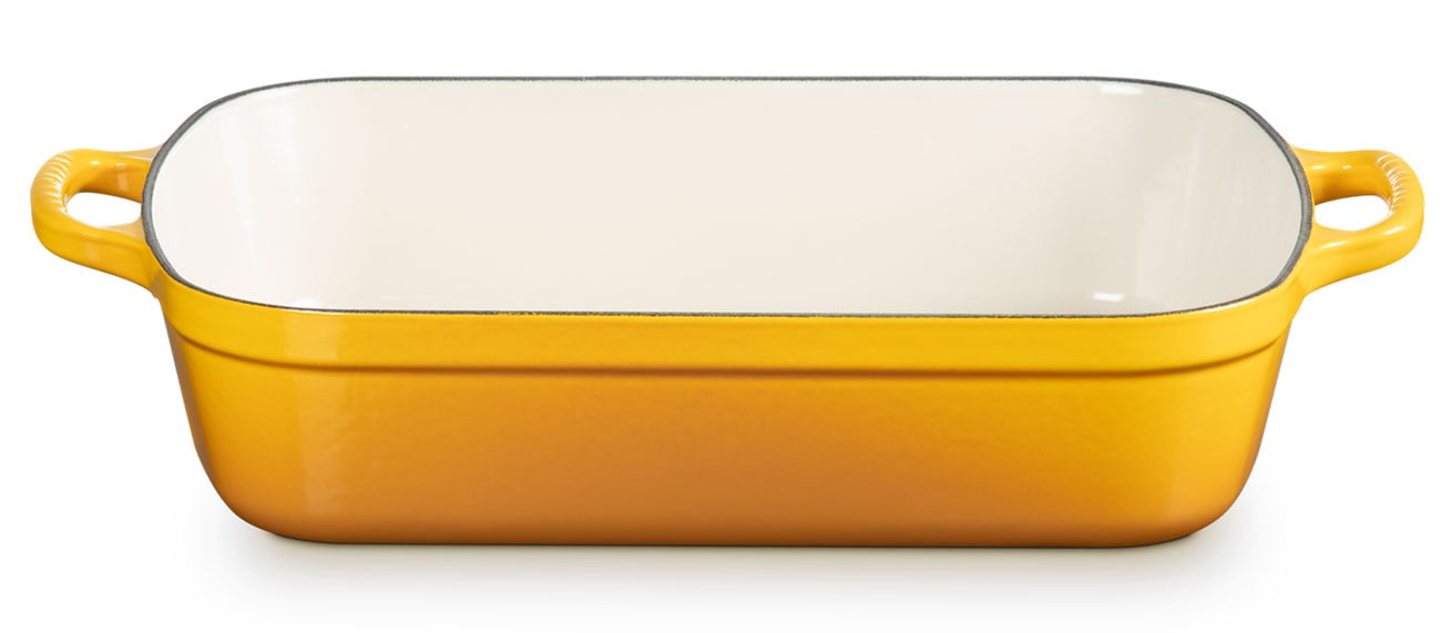 Le Creuset Signature 5.25 Qt. Rectangular Roaster in Nectar