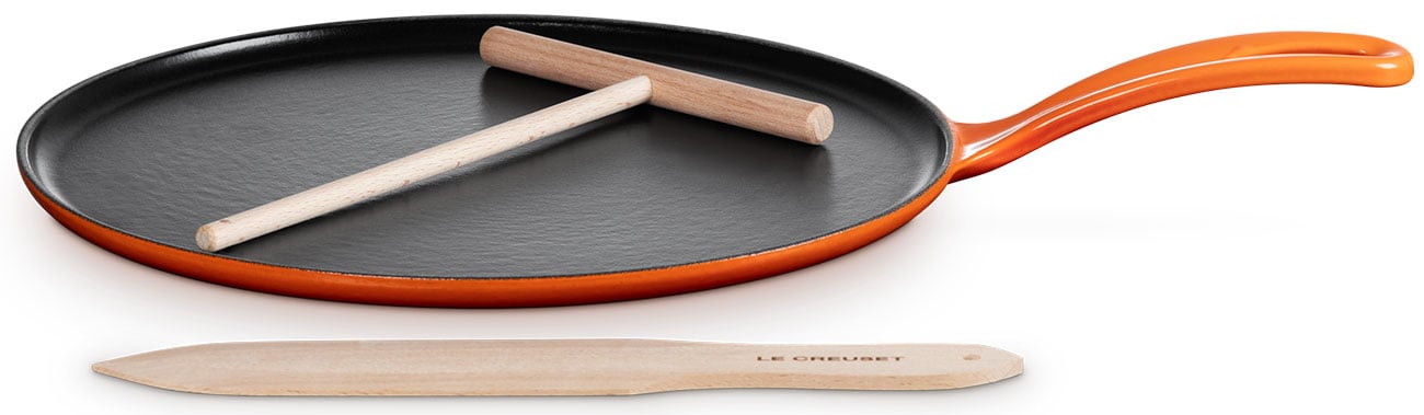 Le Creuset Traditional Round Crepe Pan in Flame