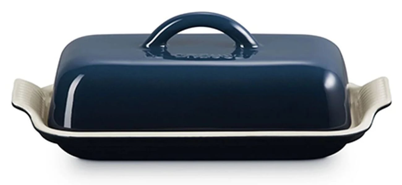 Le Creuset Heritage 4 oz. Butter Dish - Nuit