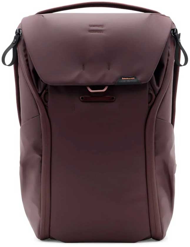 テリ・ワイフェンバック　in your dreams World Traveler Hipack 20-Inch Carry-On Sports Rolling Duffel Bag