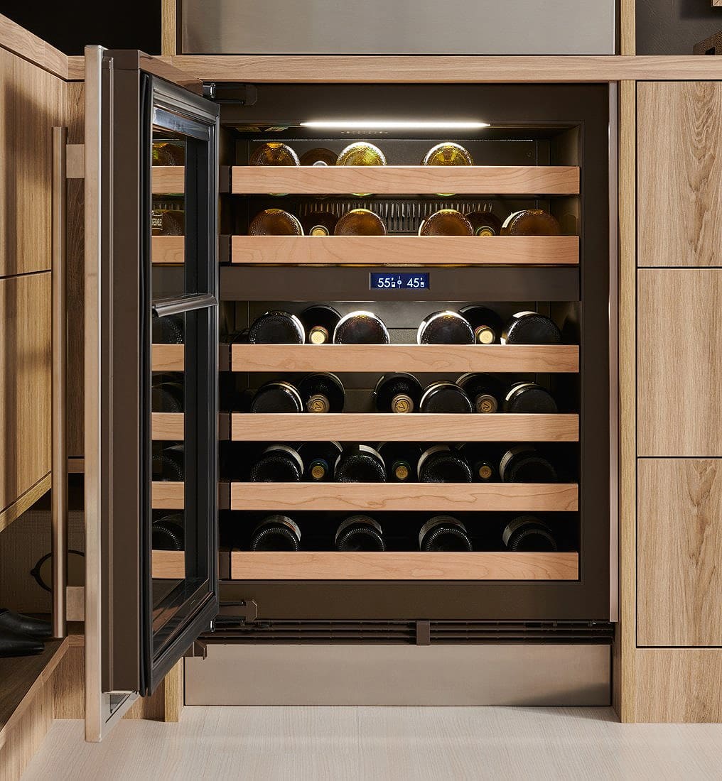Sub-Zero 24" Panel Right Hinge Wine Storage - DEU2450WR