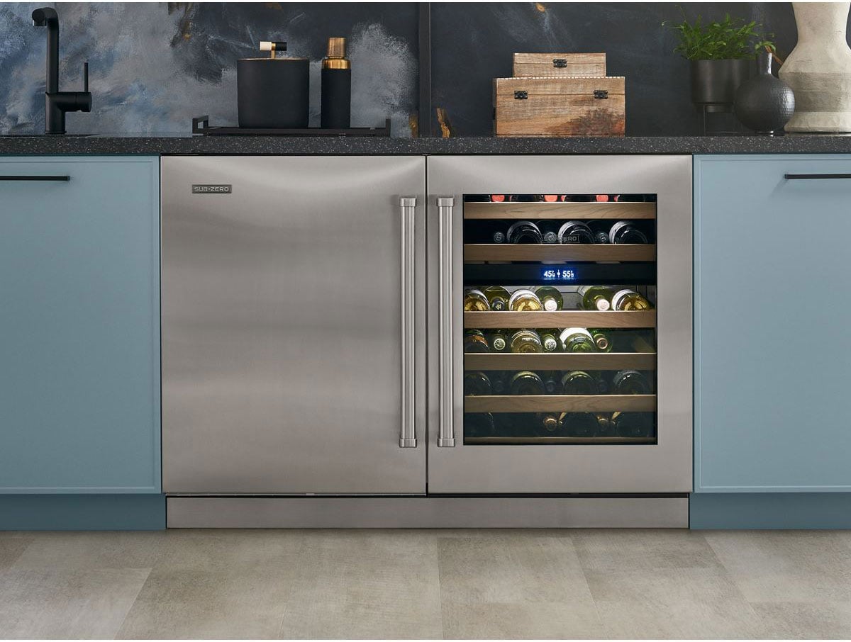 Sub-Zero Refrigerators - Stainless Steel - 9036003