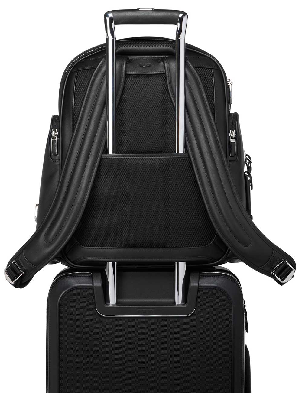 ​【極美品/保証書付】TUMI 本革ビジネスバッグ アスター 933255D 黒 TUMI（トゥミ） 最大51%☆5/3限定 正規品5年保証 ブリーフケース