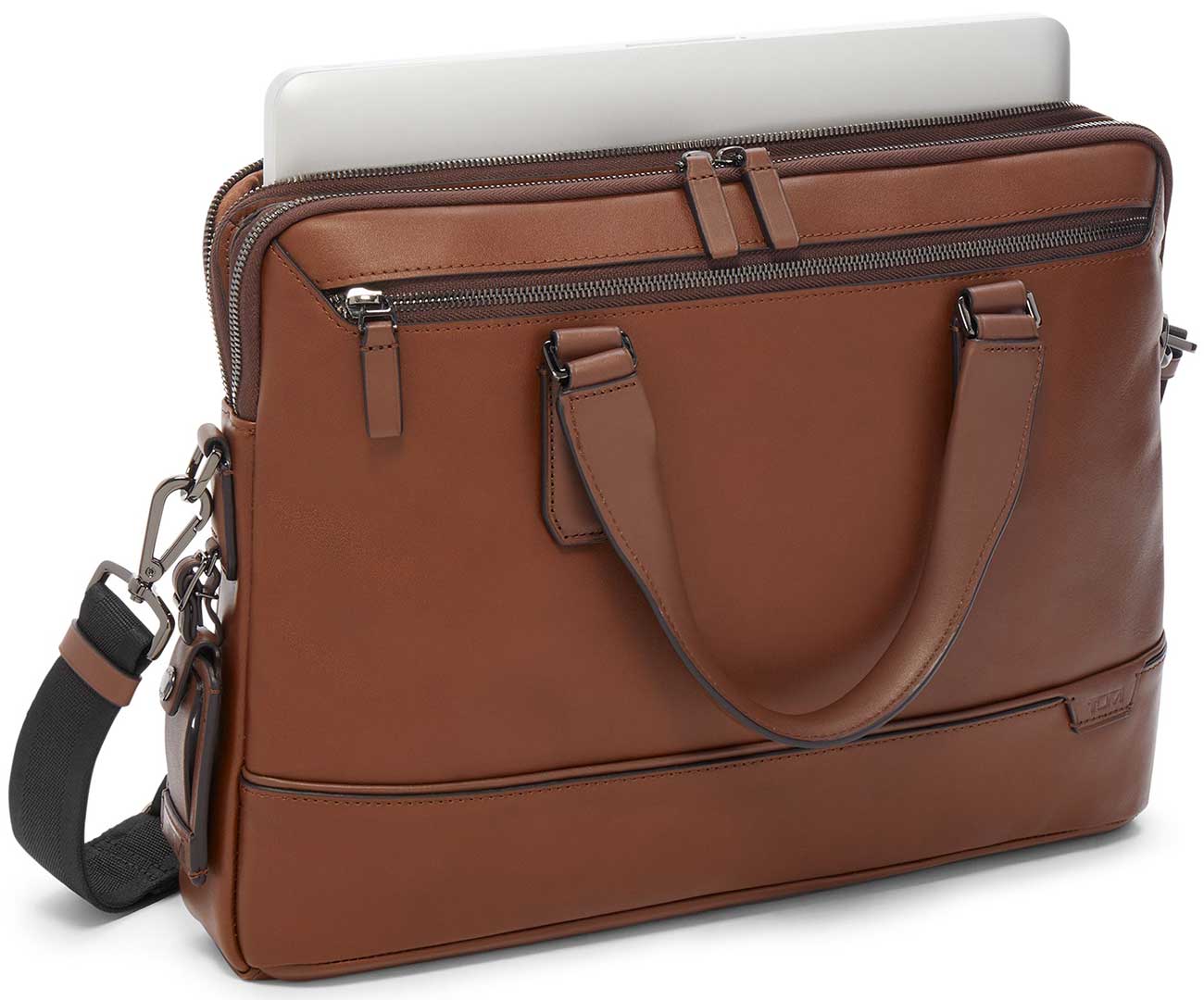 TUMI Harrison Sycamore Slim Brief in Cognac - 1502071221