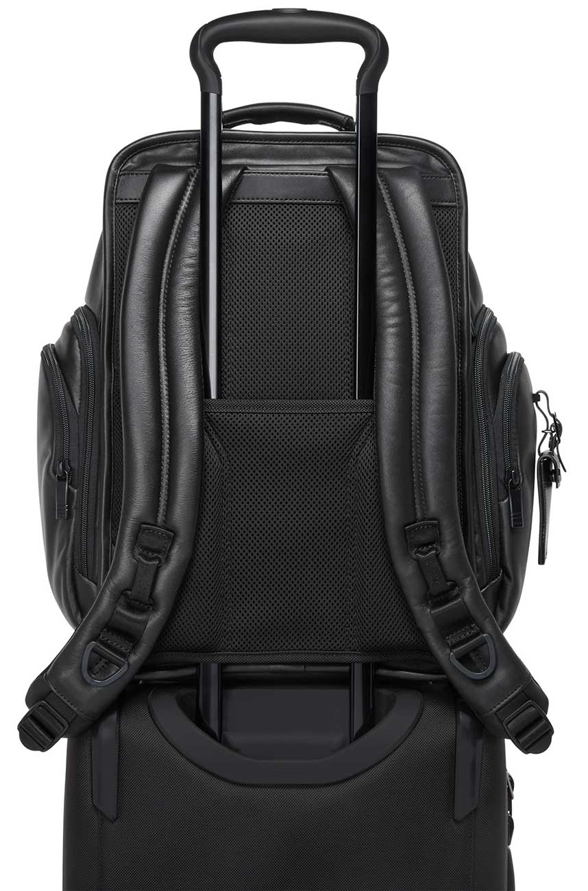 TUMI Alpha Brief Pack in Black Leather - 1589581041