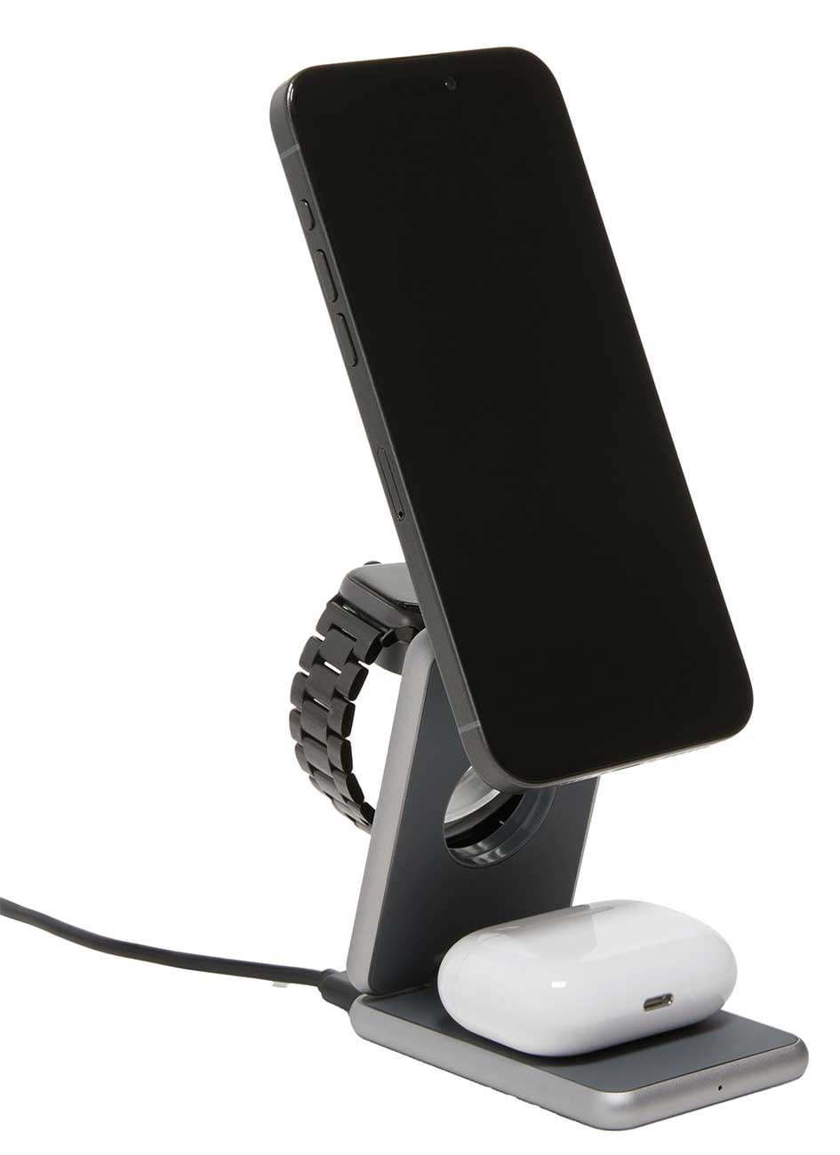 TUMI Electronics 3-in-1 Foldable Magnetic Wireless Charger in Grey