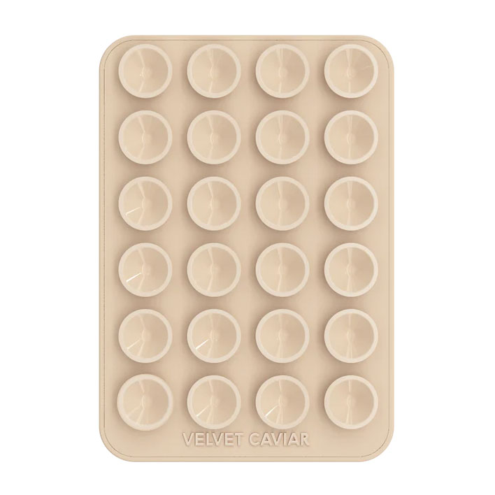 Velvet Caviar MightyGrip MagSafe Phone Mount in Nude