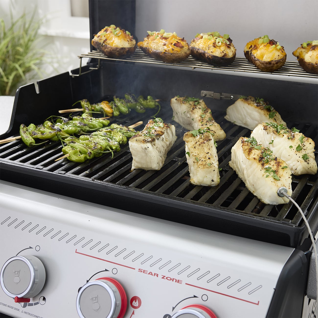 Weber Spirit EX-425C Smart Natural Gas Grill in Black - 1502071