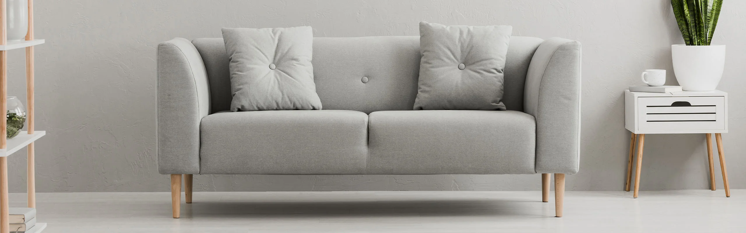 Picture of a couch and other decor sitting in the living room.