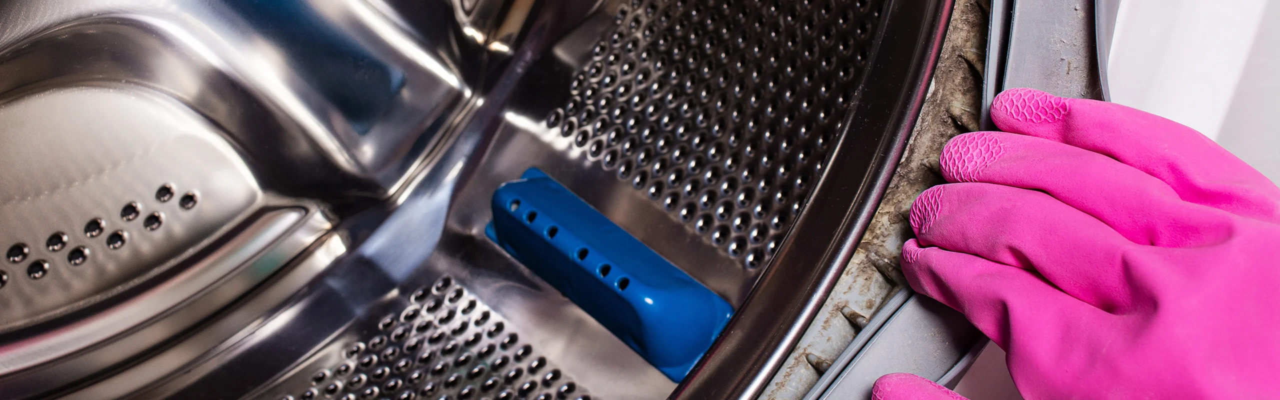 How to Clean a Front Load Washer Hero Imgae