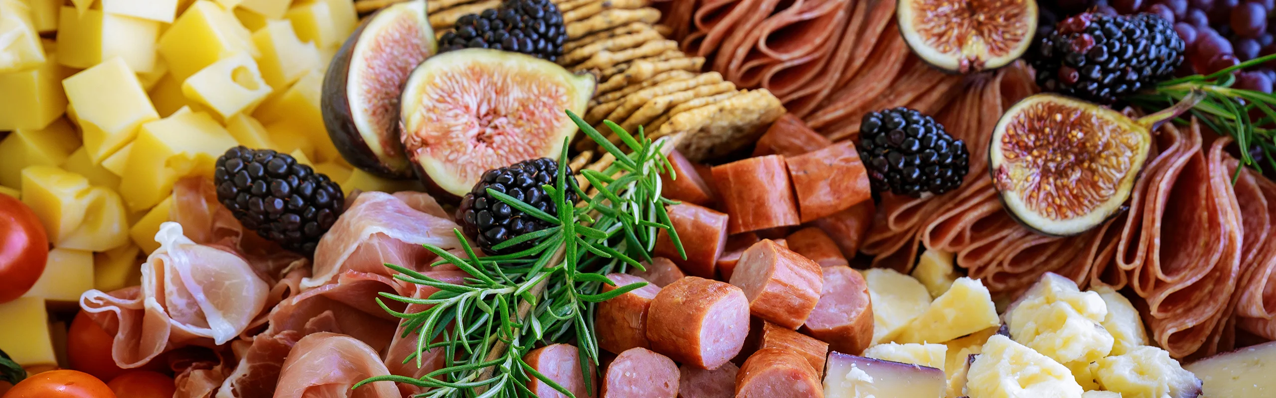 How to Make a Charcuterie Board Hero Image