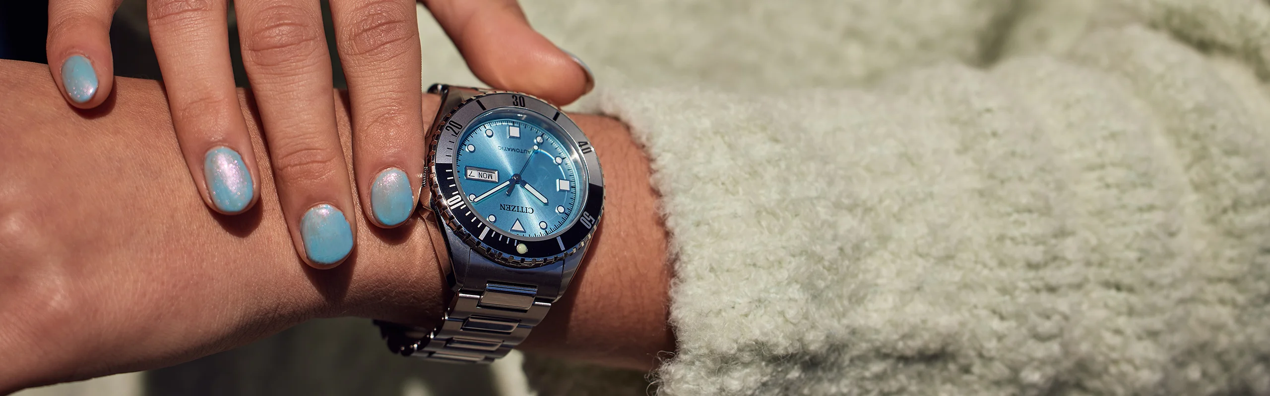 What To Look For in a Pre-Owned Watch Hero Image