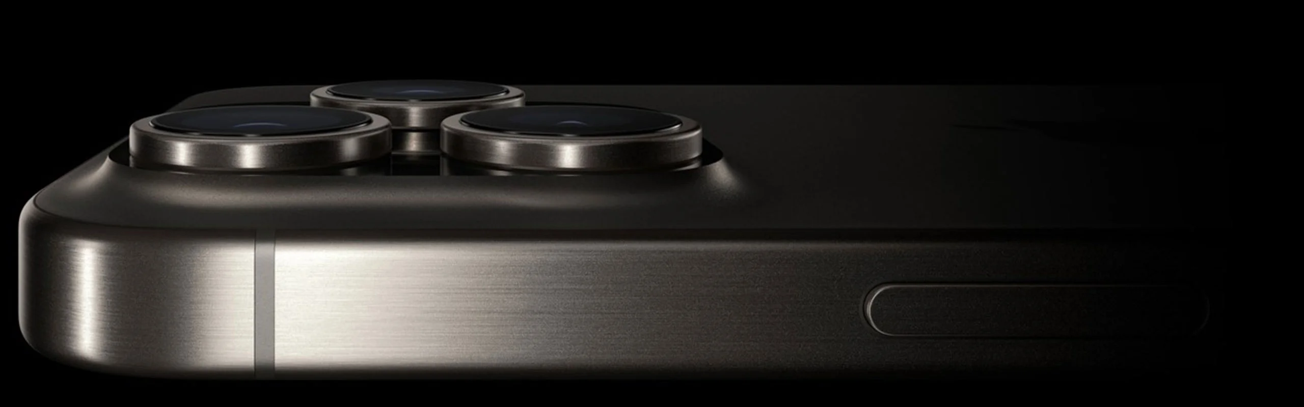closeup of titanium iPhone from the side